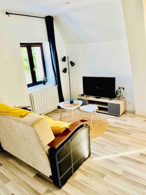 La Perle Apartment มงตาร์ฌี ภายนอก รูปภาพ